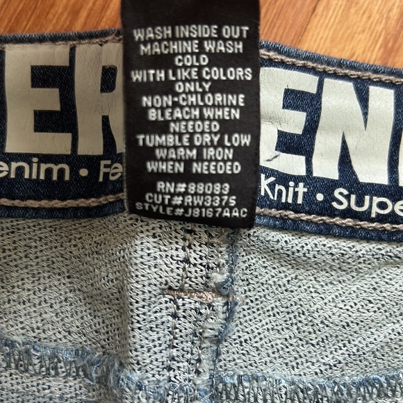 Jogger Denim Jeans - Picture 6 of 7